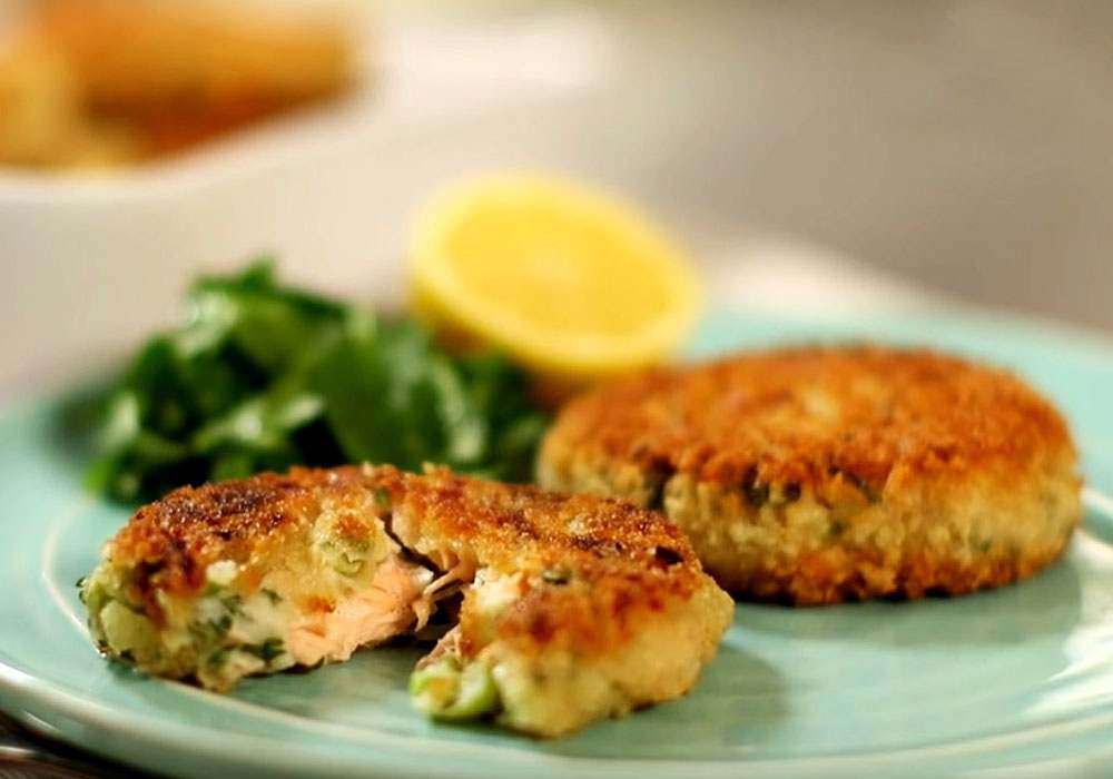 Рыбные котлеты из карасей "легкие" – кулинарный рецепт