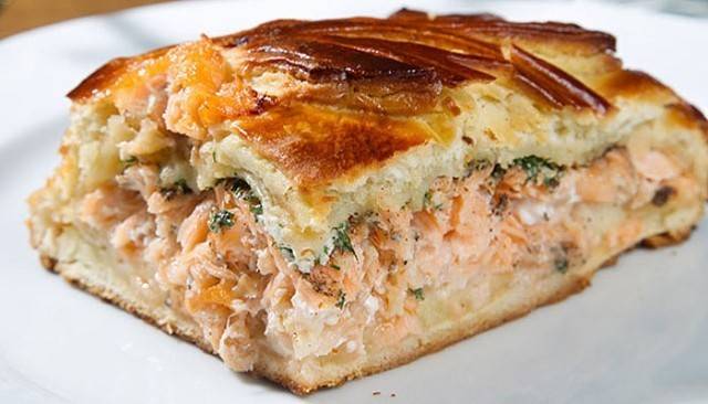 Рыбный пирог в духовке — 7 вкусных рецептов в домашних условиях