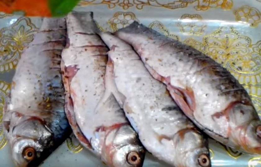 Как варить рыбу – рекомендации и рецепты полезных блюд. сколько времени варить рыбу: пресноводную и морскую - womens-24