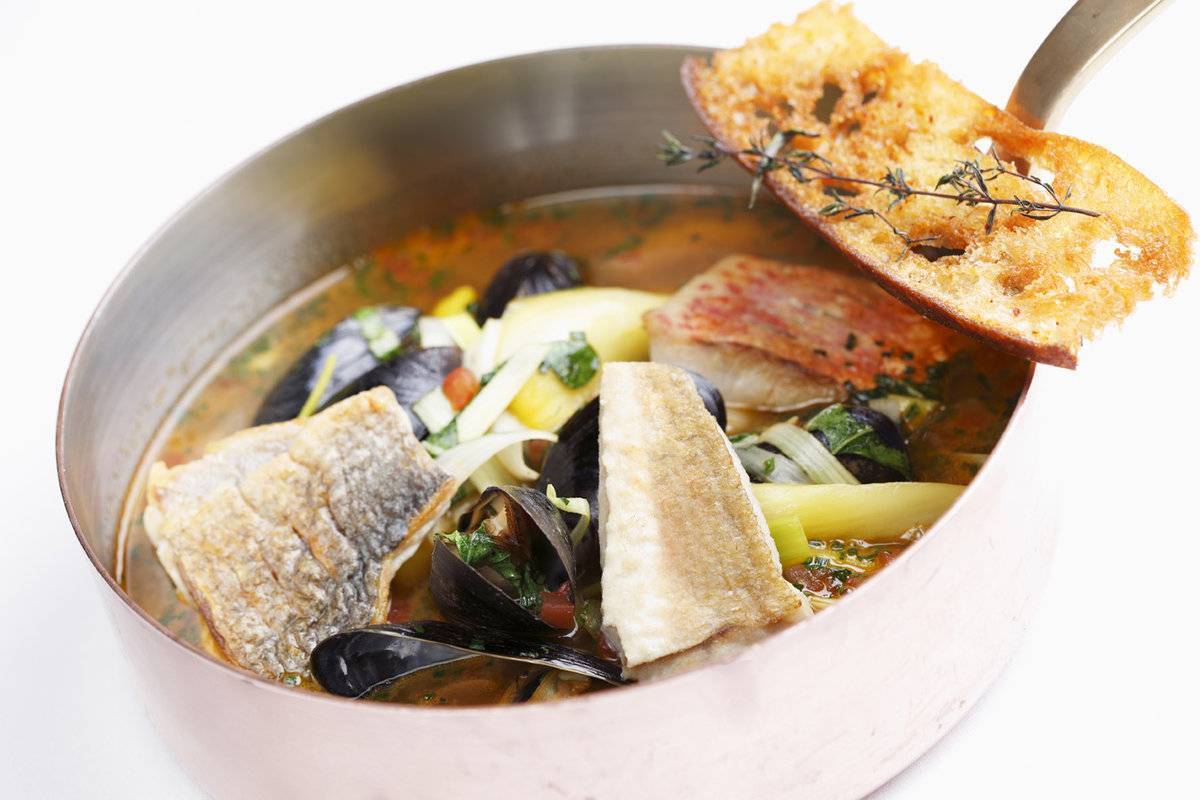 Лёгкий рыбный суп из трески – кулинарный рецепт
