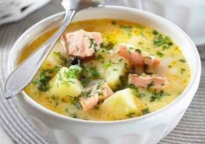 Суп из консервированной горбуши: рецепт с рисом и картошкой