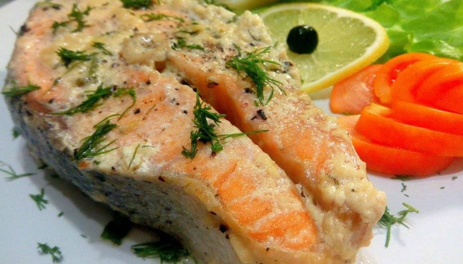 Запеченный лосось с овощами и сливками - кушаем вкусно