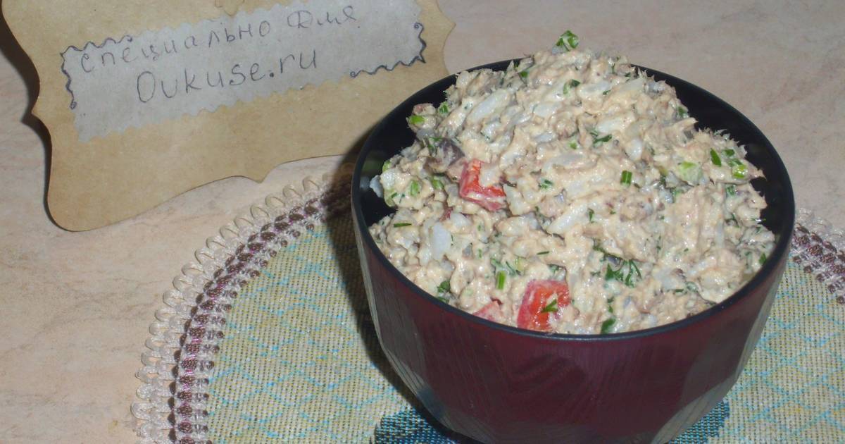 Салат с рисом и рыбными консервами - 9 пошаговых рецептов