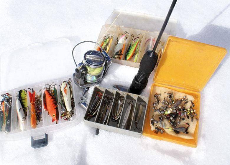 Снасти для зимней рыбалки: что нужно взять с собой