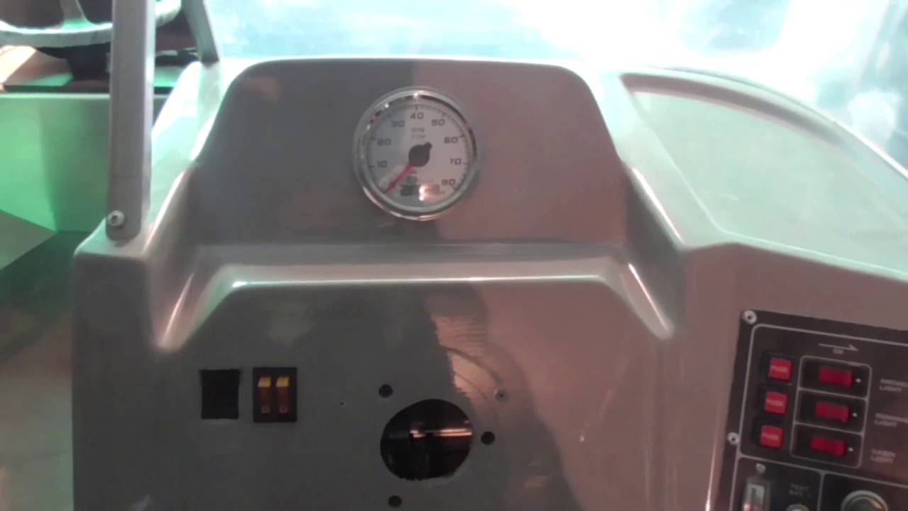 Обзор тахометров для двухтактных лодочных моторов. лодочные приборы. автомобильный тахометр на катер