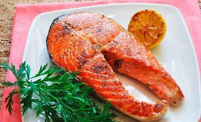 Рыба в микроволновке - простые и быстрые рецепты блюда на каждый день