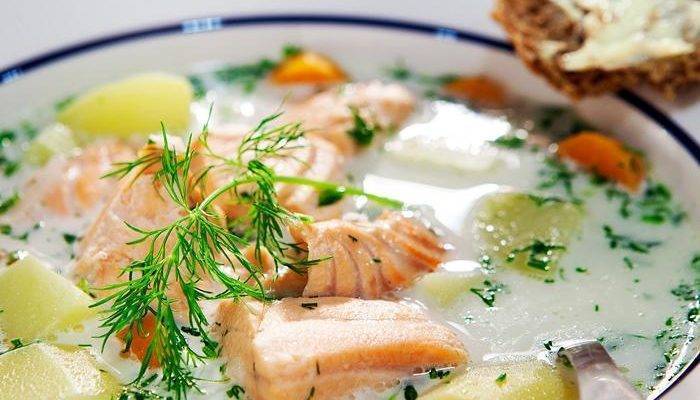 Уха по-фински со сливками - как готовить из красной рыбы и трески на плите или в мультиварке